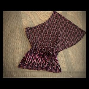 Express purple and grey chevron one sleeve blouse